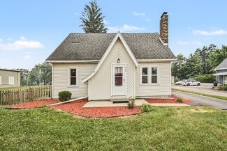 Plus de détails pour 380 S Main St, Freeland, MI - Bureau à vendre