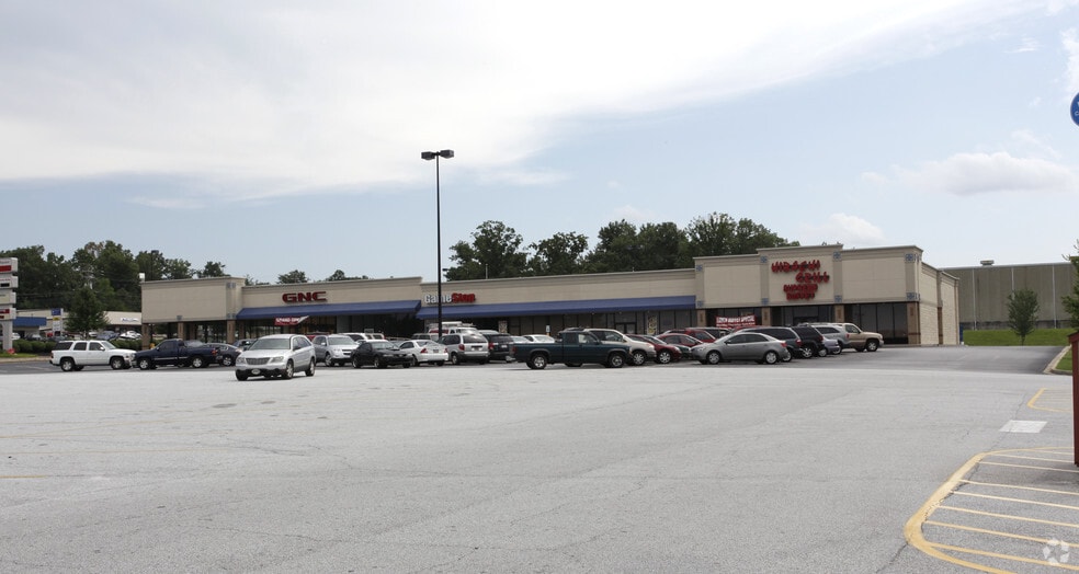3023 Wade Hampton Blvd, Taylors, SC for lease - Building Photo - Image 3 of 11