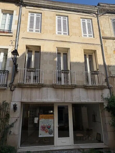 Local d'activités dans La Réole à vendre - Photo du bâtiment - Image 1 de 5