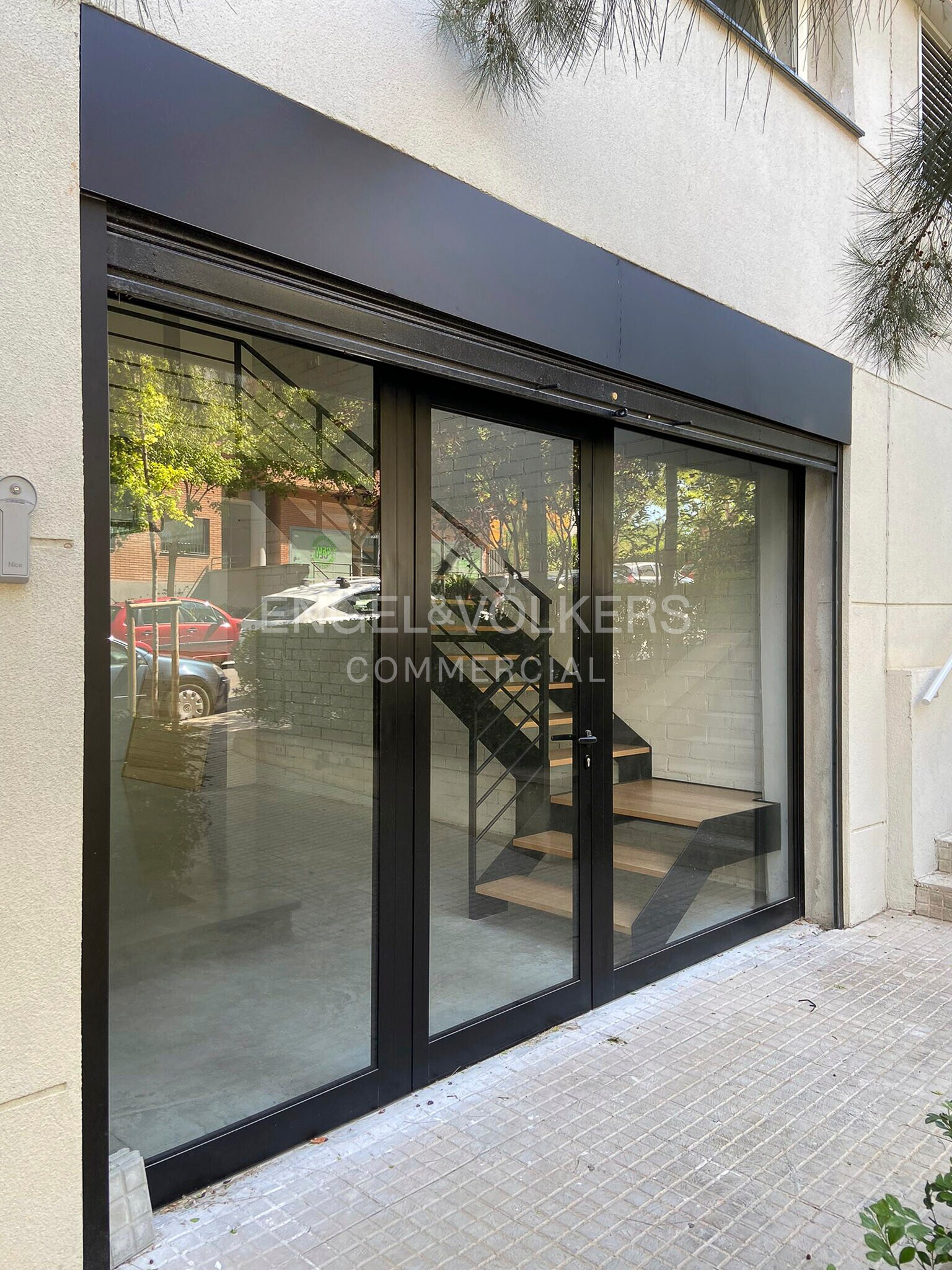 Office/Retail in Tarragona, Tarragona for lease Interior Photo- Image 1 of 3