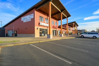 5100 Pacific Hwy, Ferndale, WA à louer Photo du bâtiment- Image 1 de 7