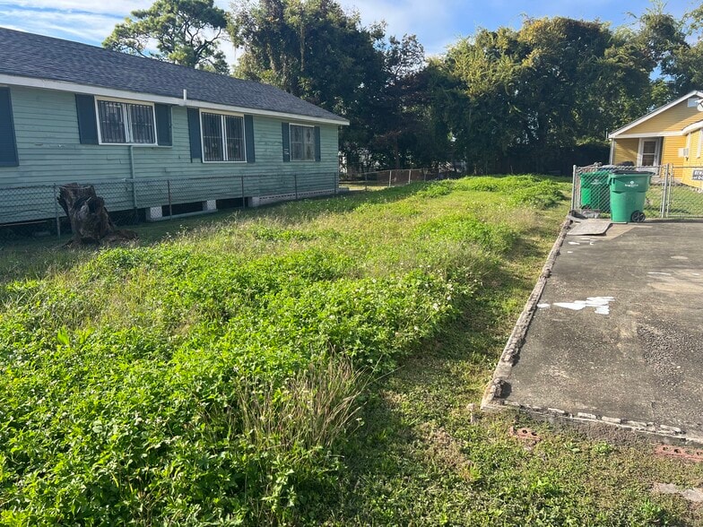 921 Westbank expy, Gretna, LA for sale - Building Photo - Image 2 of 7