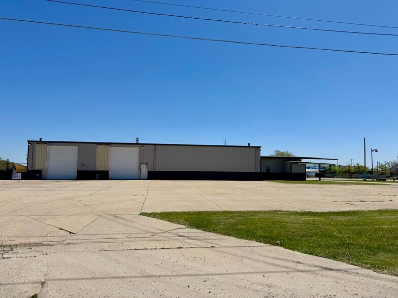200 W Stevenson Rd, Ottawa, IL à louer - Autre - Image 2 de 6