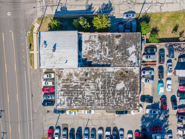 6820 Sylvania Ave, Sylvania, OH for lease - Building Photo - Image 2 of 3