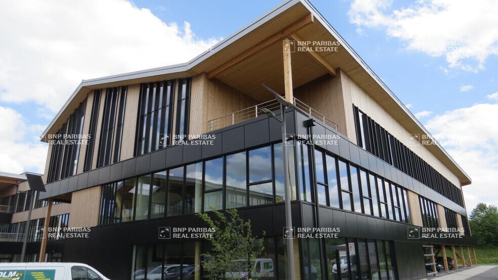 Office in VILLENEUVE-D'ASCQ for lease - Building Photo - Image 3 of 12