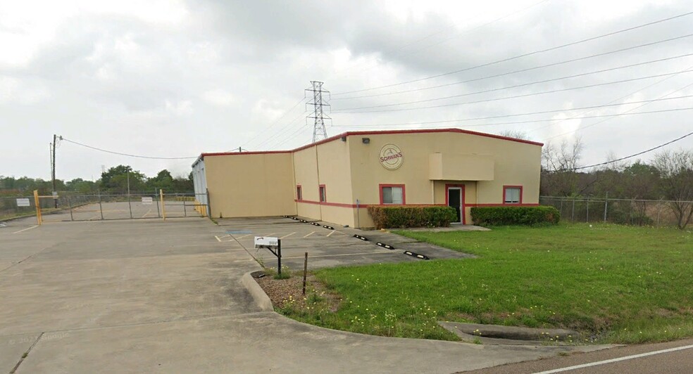 501 Anthony Rd, Victoria, TX for lease - Building Photo - Image 1 of 6