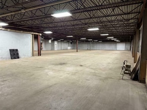 5225 Telegraph Rd, Toledo, OH à louer Photo intérieure- Image 2 de 3