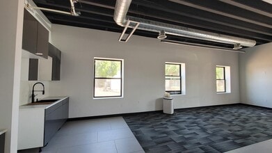 726 E Monroe Ave, Buckeye, AZ for lease Interior Photo- Image 2 of 14