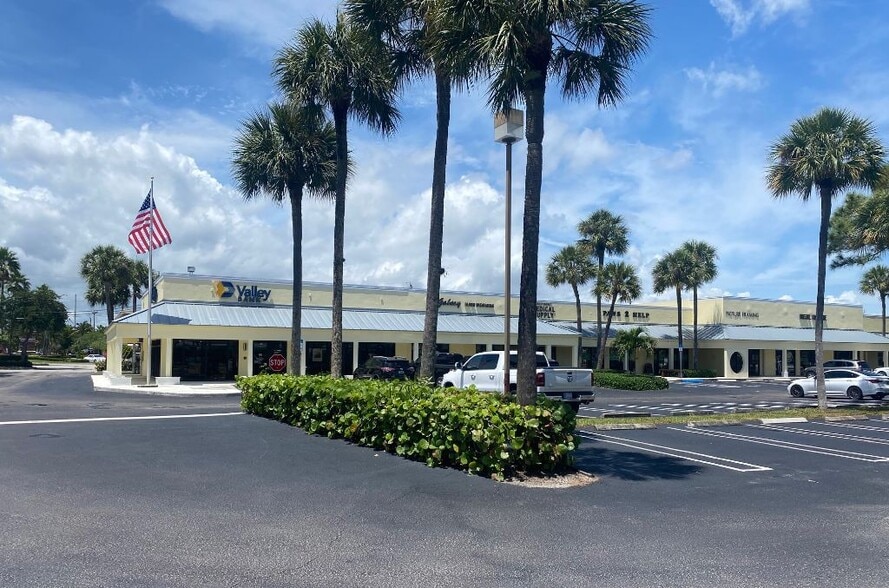 185 E Indiantown Rd, Jupiter, FL à louer - Photo du bâtiment - Image 3 de 4