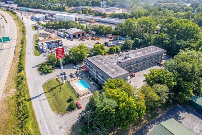 2016 Old Us-31, Jeffersonville, IN à vendre - Photo du bâtiment - Image 3 de 3