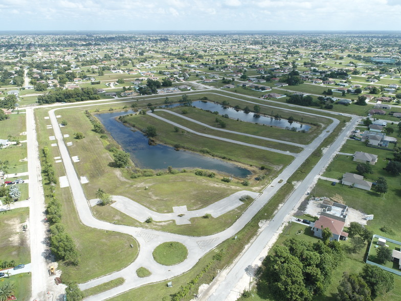 186-264 Tierra De Paz Loop, Cape Coral, FL à vendre - Aérien - Image 1 de 1