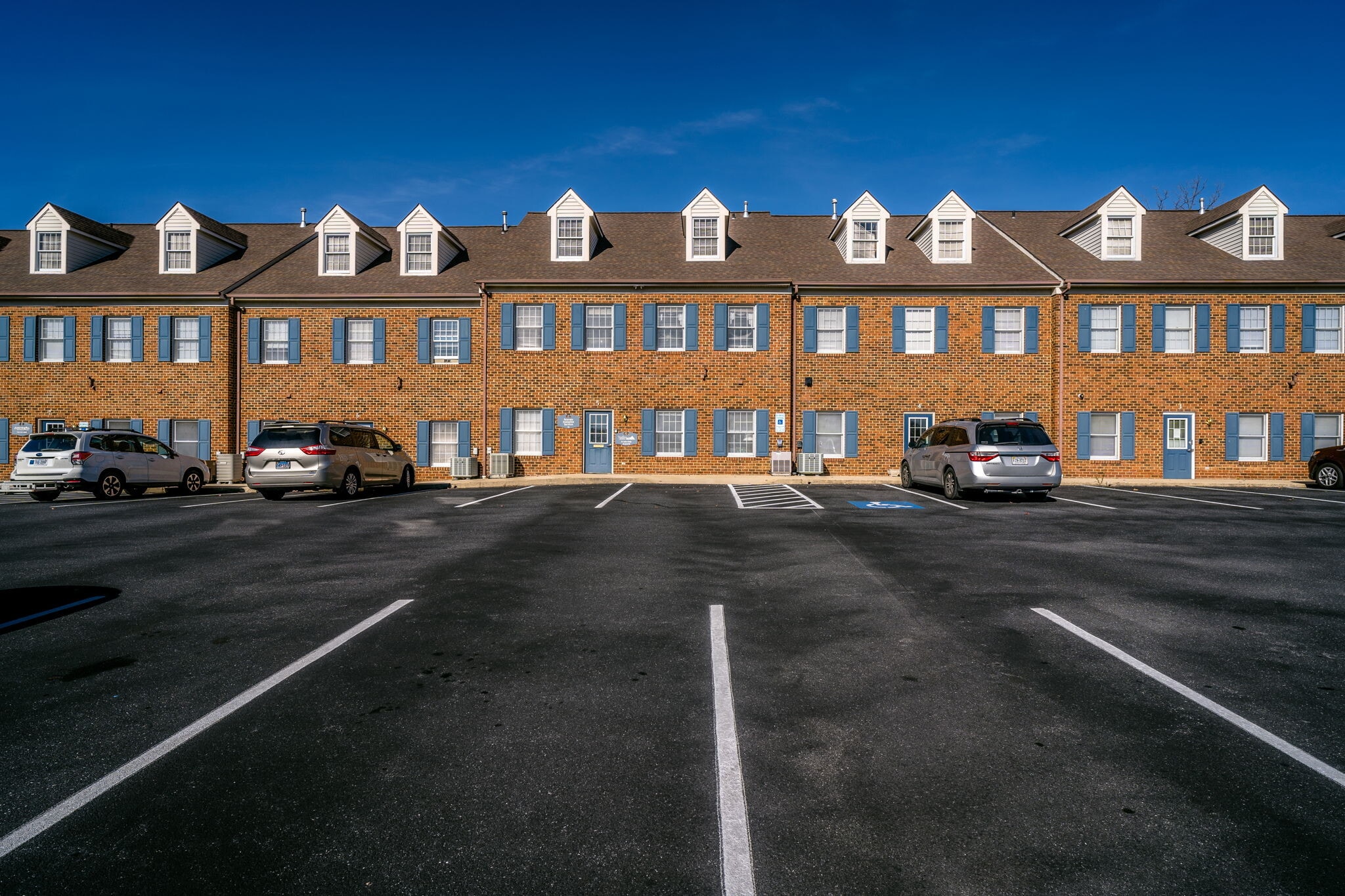 1600 N Coalter St, Staunton, VA for lease Primary Photo- Image 1 of 40