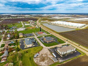4111 Timberlake Dr, Pontoon Beach, IL - Aerial  map view - Image1