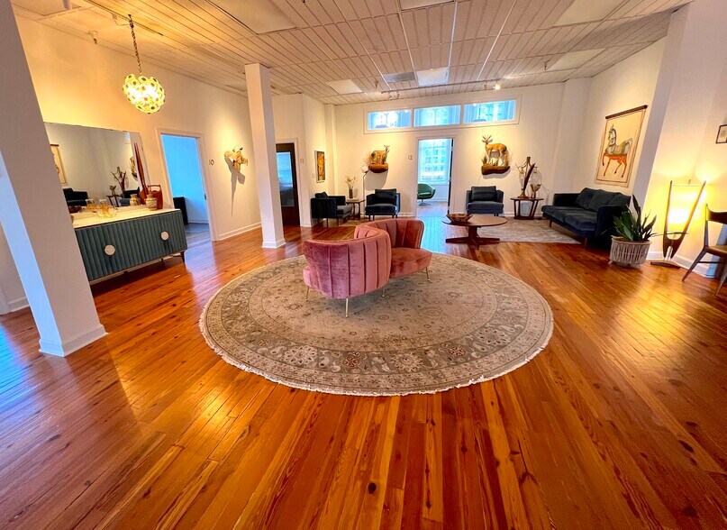 128-136 E Hargett St, Raleigh, NC à louer - Photo du bâtiment - Image 2 de 12