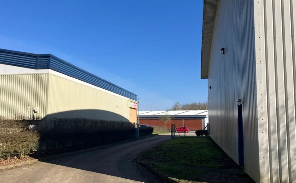 12-20 Penfold Dr, Wymondham for sale - Building Photo - Image 2 of 4