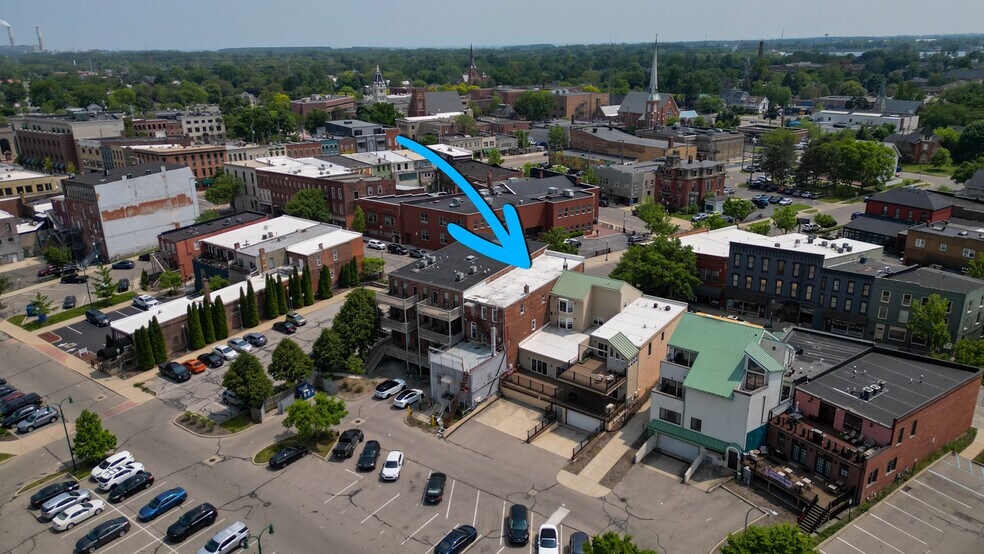 86-88 W Front St, Monroe, MI à vendre - Photo du bâtiment - Image 2 de 7