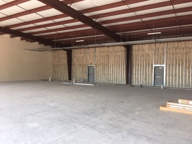 2302 NE Bob Bullock Loop, Laredo, TX à louer - Autre - Image 3 de 11