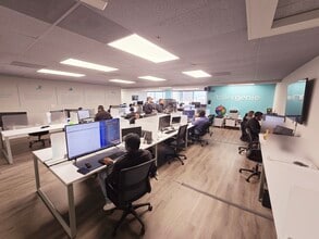 7680 Universal Blvd, Orlando, FL for lease Building Photo- Image 1 of 18