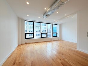 314 E 34th St, New York, NY for lease Interior Photo- Image 2 of 8