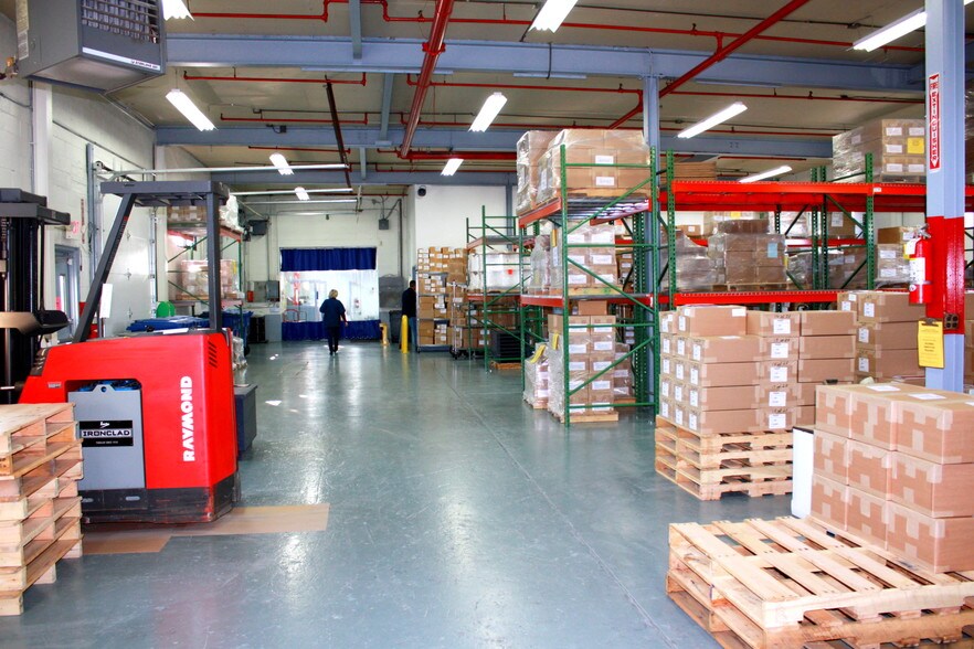 20 Industrial St W, Clifton, NJ à louer - Autre - Image 3 de 8