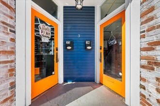 3 Pearl St, Mystic, CT for lease Interior Photo- Image 2 of 12