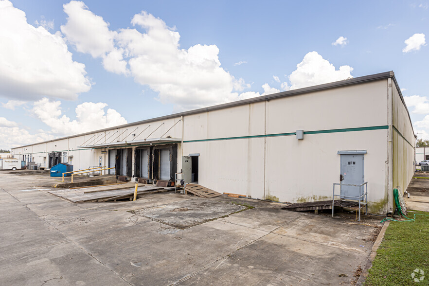 11800 Industriplex Blvd, Baton Rouge, LA à vendre - Photo du bâtiment - Image 3 de 31