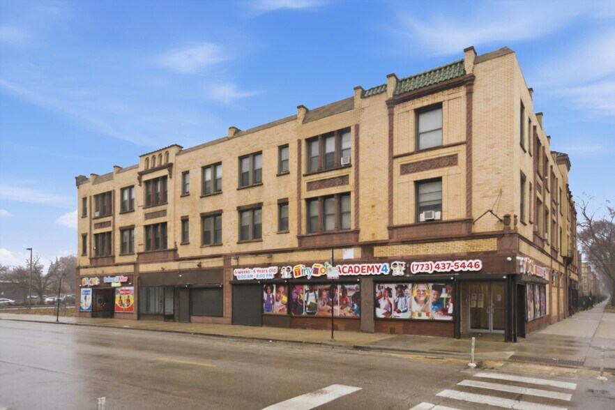 7846 S Essex Ave, Chicago, IL à vendre - Photo du bâtiment - Image 2 de 6