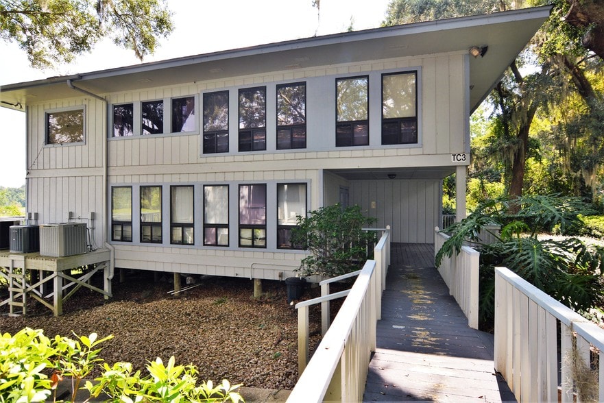 4897 Tower Rd, Tallahassee, FL for sale - Primary Photo - Image 1 of 6