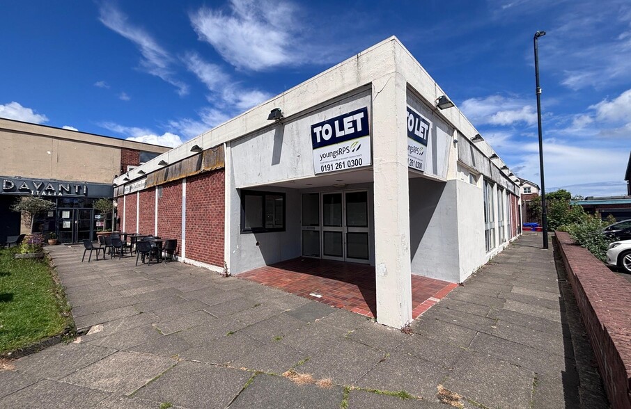 4 Claremont Crescent, Whitley Bay for lease - Building Photo - Image 2 of 12
