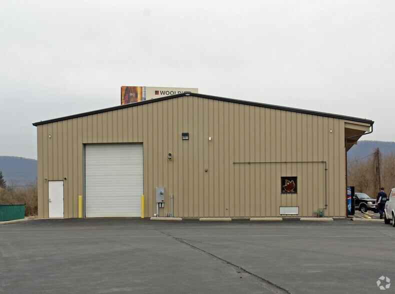 760 Arnold St, Williamsport, PA for lease - Building Photo - Image 2 of 2