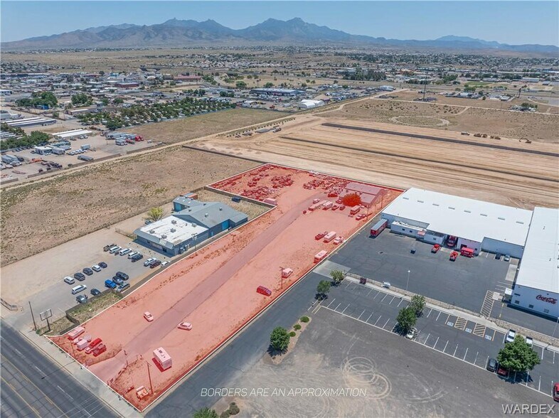 2630 Airway Ave, Kingman, AZ à vendre - Aérien - Image 1 de 15