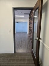 4303 Vineland Rd, Orlando, FL for lease Interior Photo- Image 2 of 9