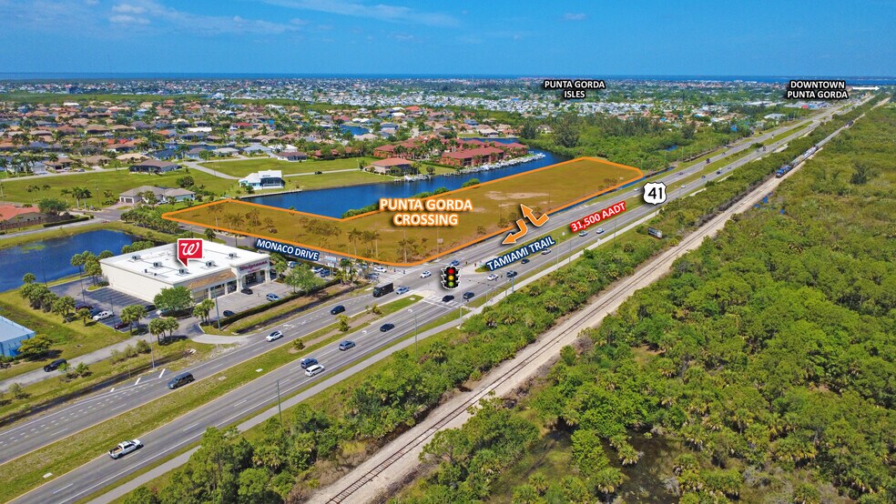3771 Tamiami Trl, Punta Gorda, FL à louer - Photo du bâtiment - Image 2 de 4