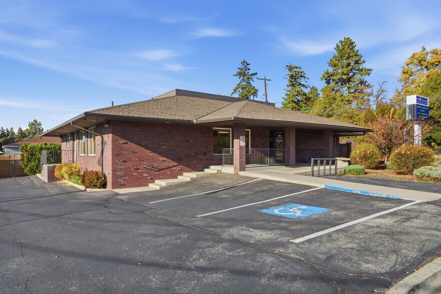 3802 Tieton Dr, Yakima, WA à vendre - Photo du bâtiment - Image 2 de 50