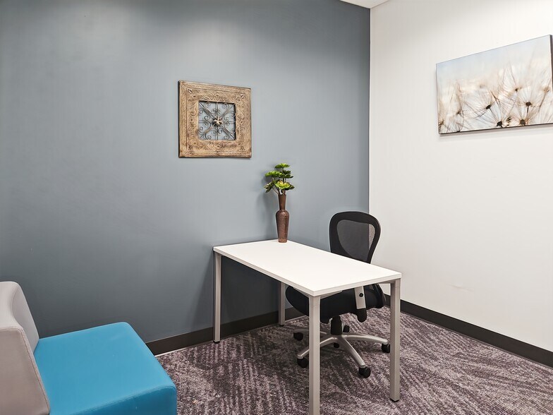 3200 E Guasti Rd, Ontario, CA à louer - Photo intérieure - Image 3 de 20