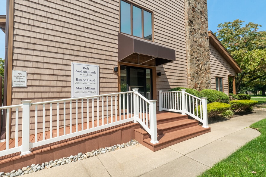 1117 E Landis Ave, Vineland, NJ for lease - Building Photo - Image 2 of 28