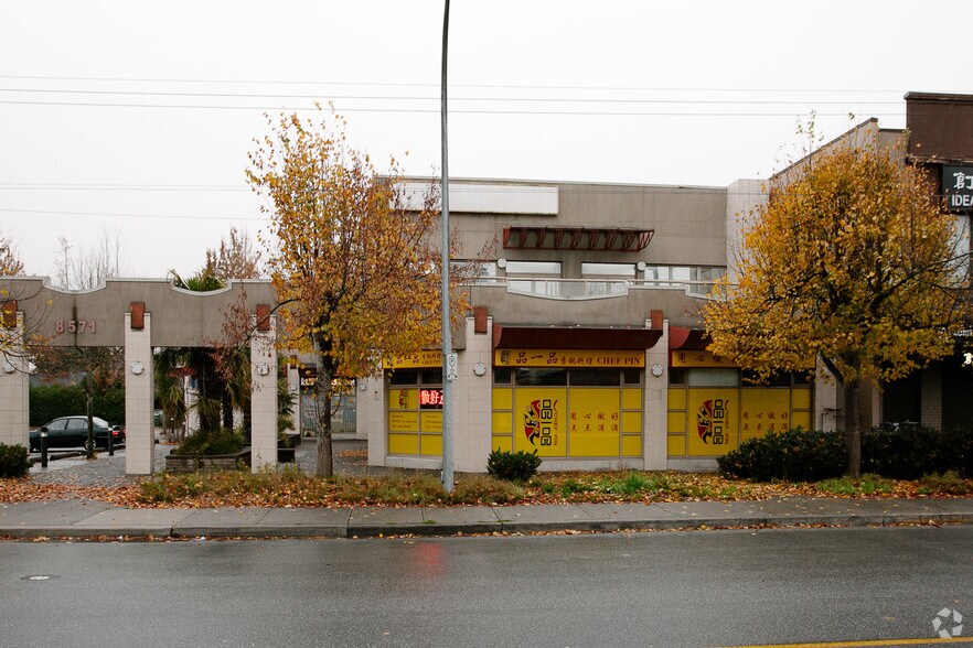 8571 Alexandra Rd, Richmond, BC à vendre - Photo du bâtiment - Image 2 de 3