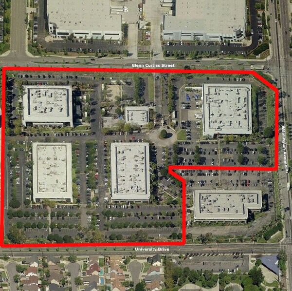 18701 Wilmington Ave, Carson, CA à louer Photo du bâtiment- Image 1 de 3