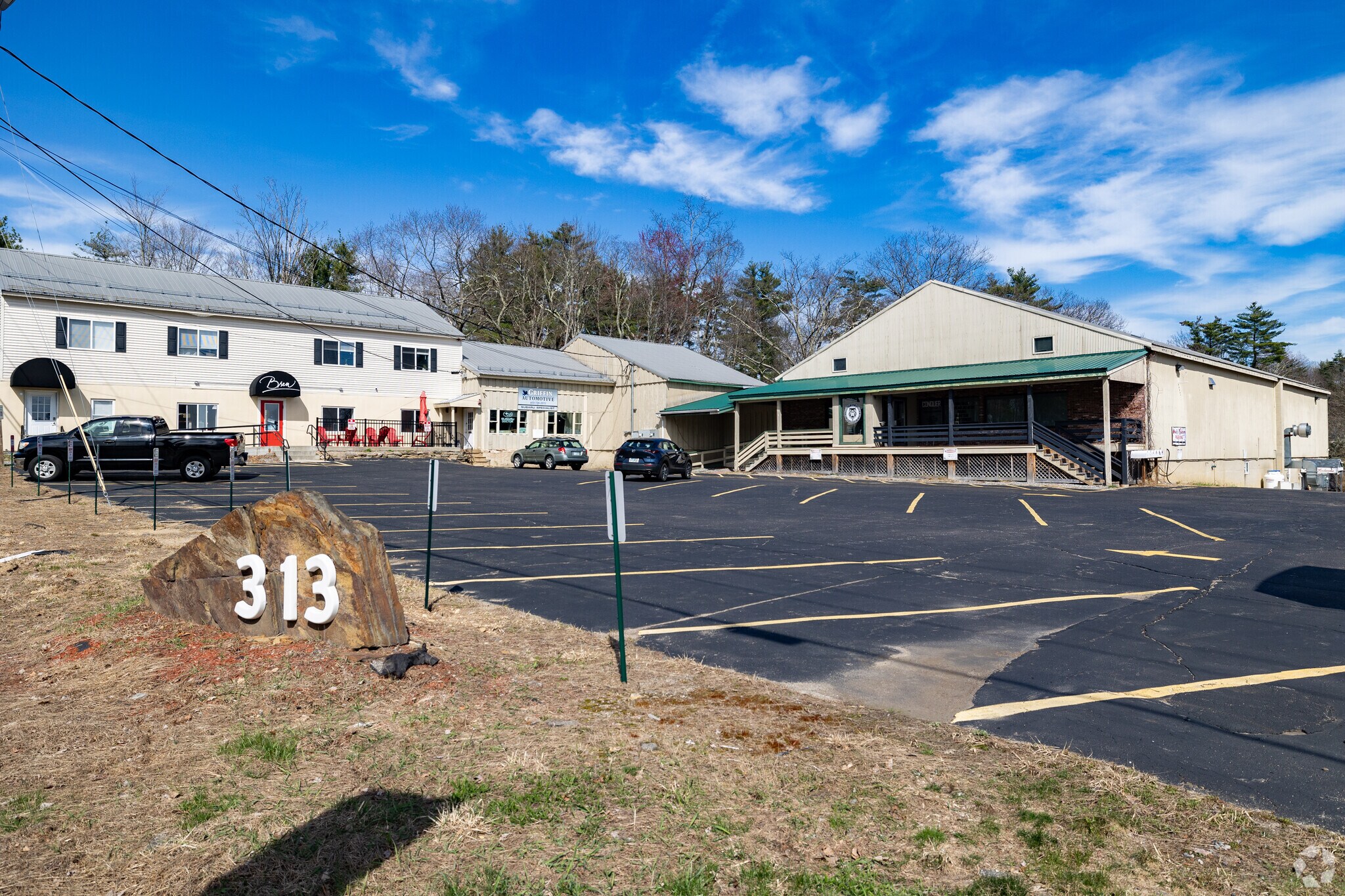 313 Route 125, Brentwood, NH à louer Photo principale- Image 1 de 48