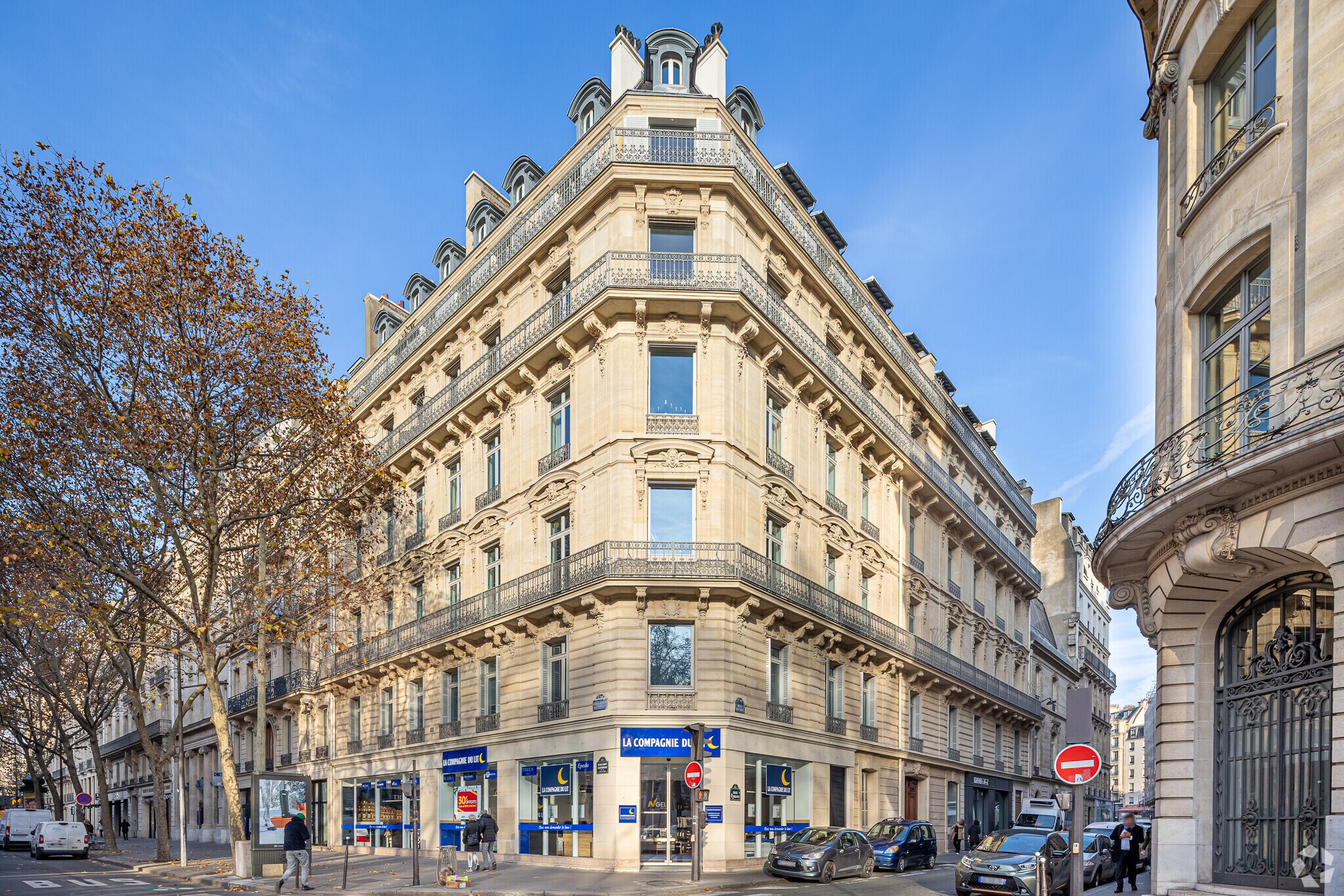 65 Rue D'Anjou, Paris à louer Photo principale- Image 1 de 12