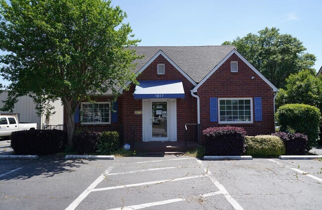 More details for 1817 N Boulevard, Anderson, SC - Office for Sale