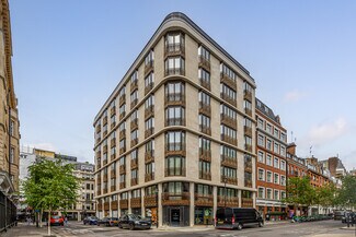 Plus de détails pour 204 Great Portland St, Londres - Commerce de détail à louer