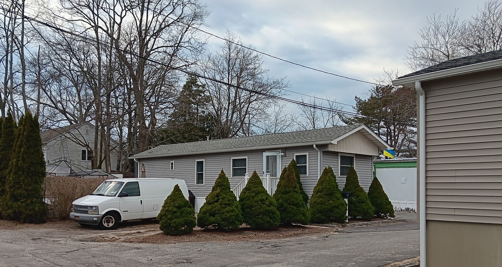 725 E Avenue Ext, Riverhead, NY for sale Building Photo- Image 1 of 5