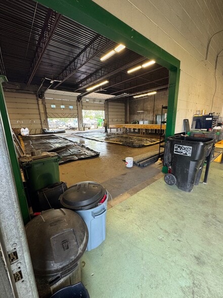 8305 Davies Rd NW, Edmonton, AB for sale - Building Photo - Image 2 of 4