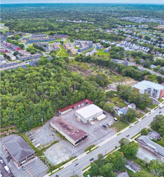 2 Greystone Dr, Halifax, NS for sale - Building Photo - Image 1 of 13