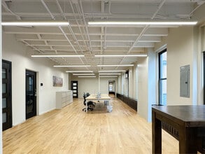 504-506 E 74th St, New York, NY for lease Interior Photo- Image 1 of 10