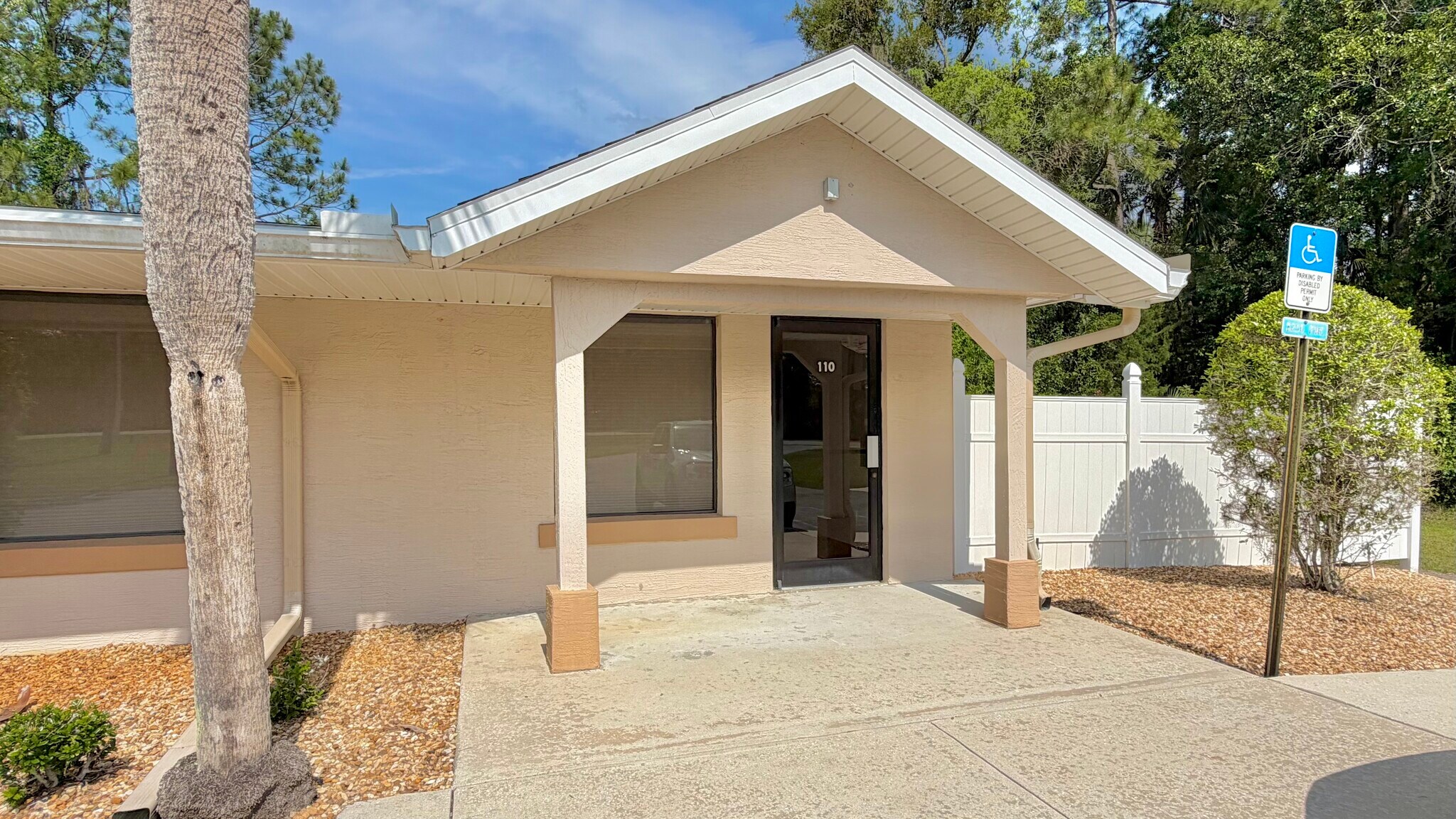 1108 S State St, Bunnell, FL à louer Photo principale- Image 1 de 10