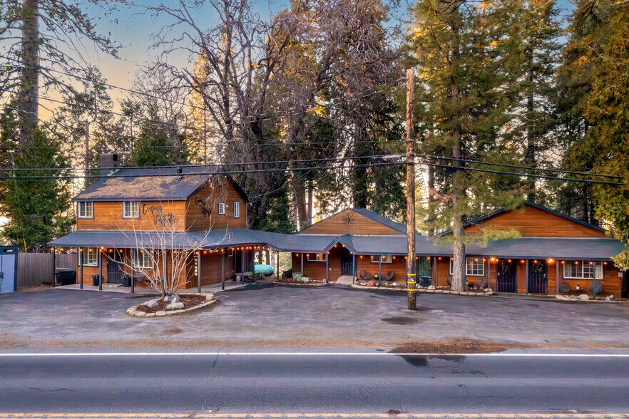 25120 State Highway 108, Mi Wuk Village, CA à vendre - Photo du bâtiment - Image 3 de 21