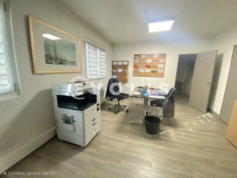 Office in Saint-Maur-des-Fossés for lease - Interior Photo - Image 1 of 8
