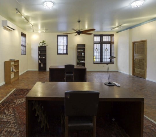 325 S 22nd St, Philadelphia, PA for lease Interior Photo- Image 1 of 4